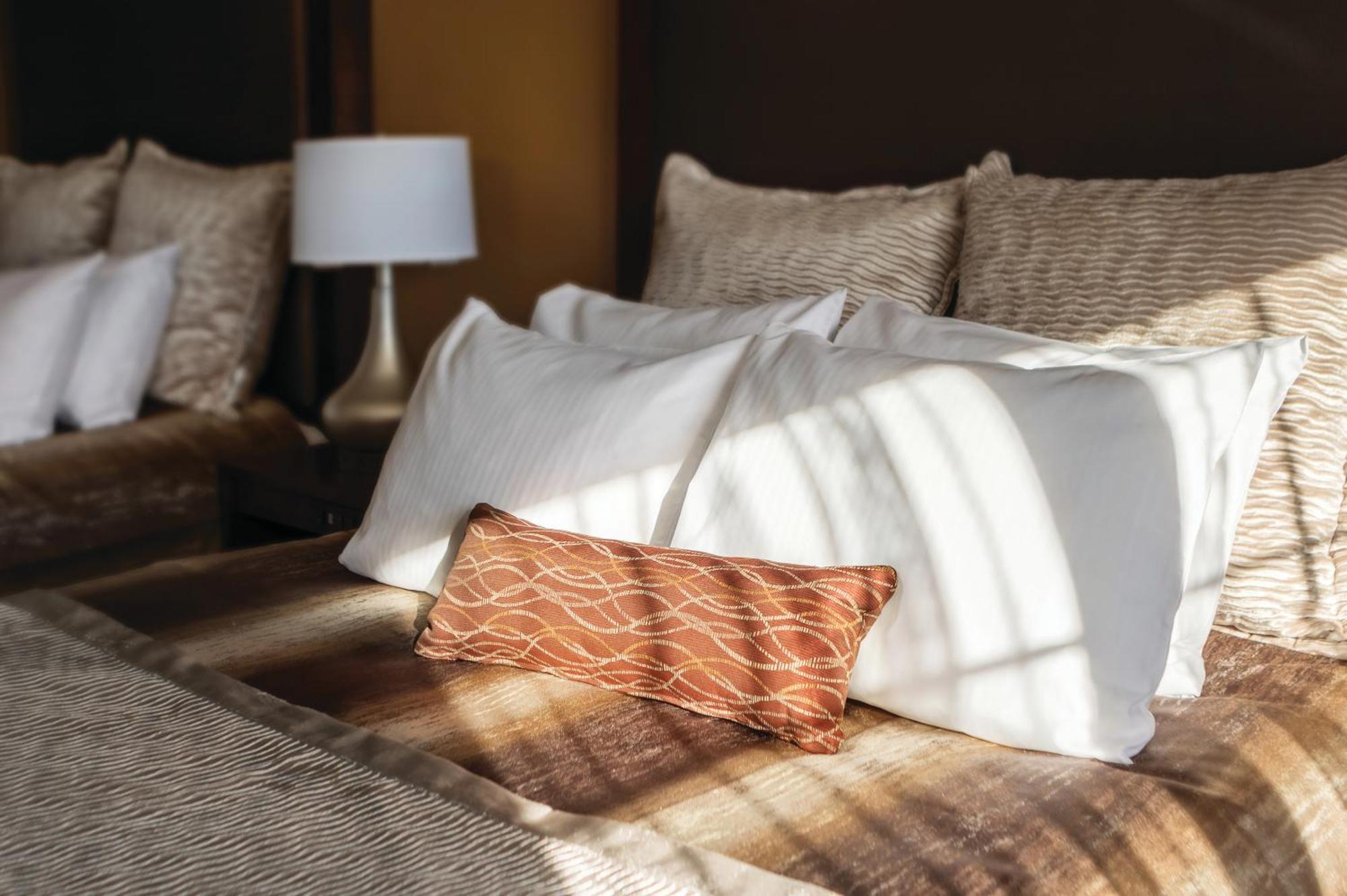 Queen Room with Two Queen Beds,1217415355:JPEG